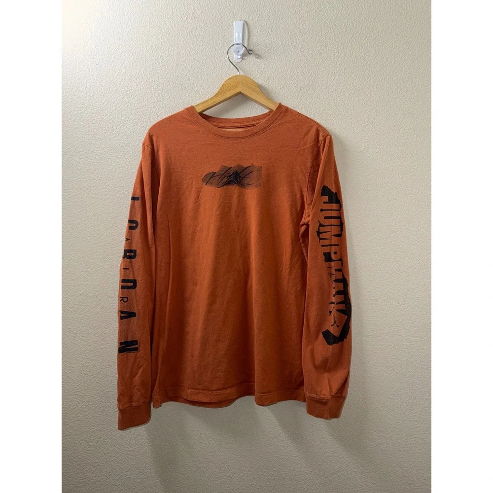 Men's Air Jordan Long Sleeve Shirt Size Medium